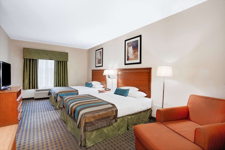 Room 12 of 21