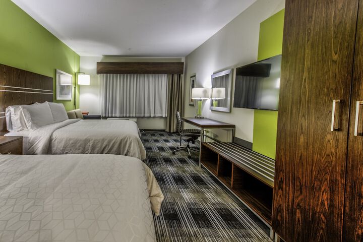 Holiday Inn Express & Suites Dallas NW - Farmers Branch by IHG