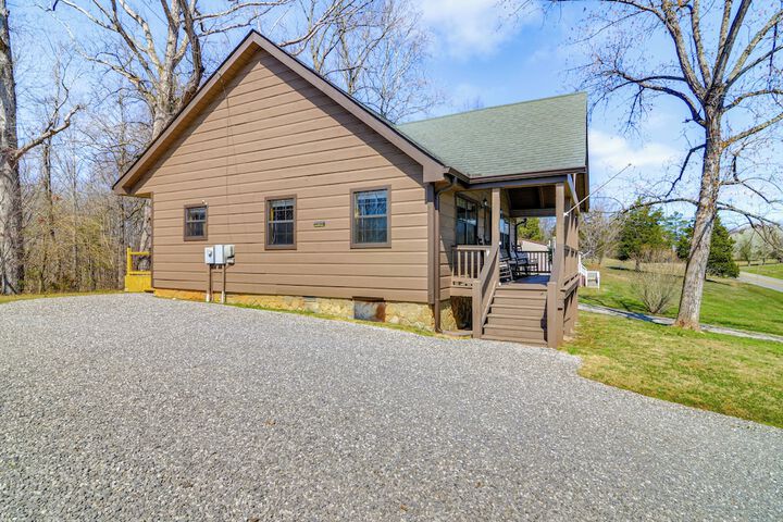 Modern Cabin w / Grill Near Golf & Bass Fishing!