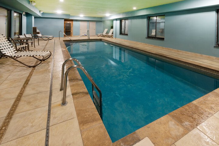 Holiday Inn Express Hotel & Suites in North East (Erie) by IHG