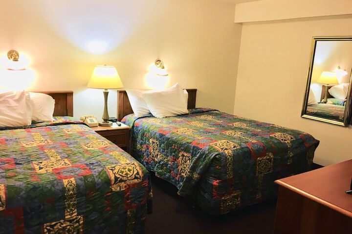 Room 12 of 51