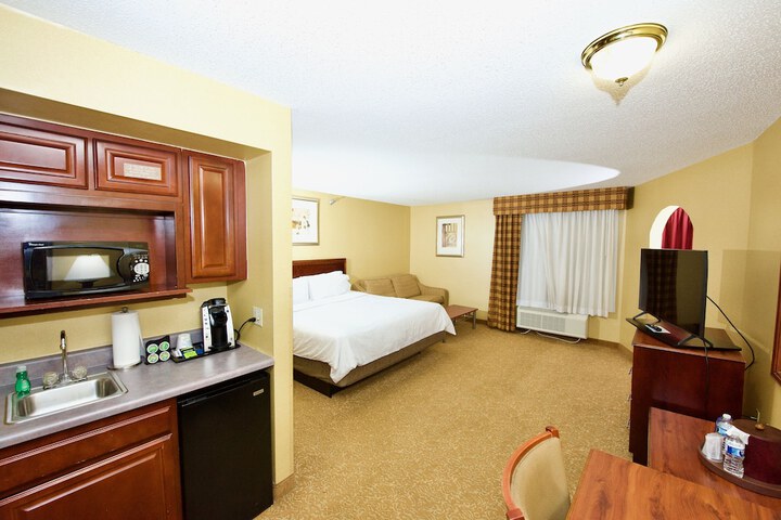 Room 41 of 57