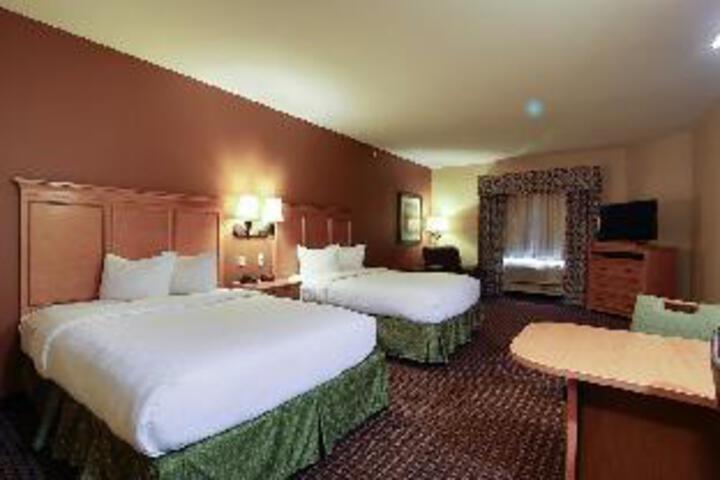Room 5 of 13