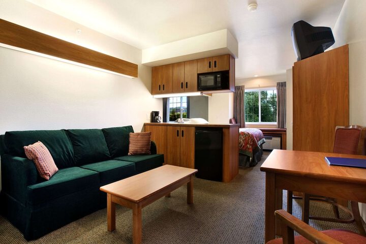 Room 18 of 41