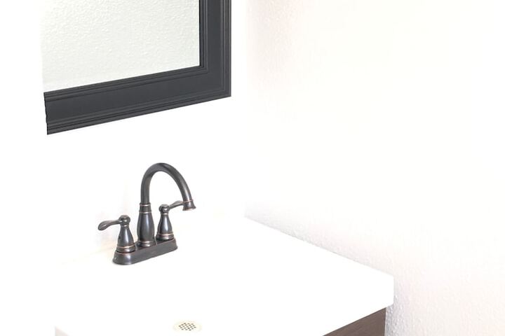 Room 33 of 44