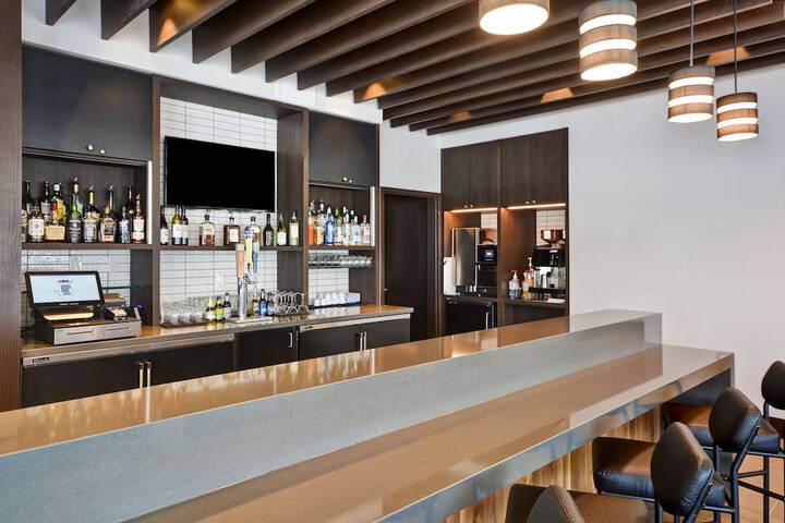 Hyatt Place Fresno