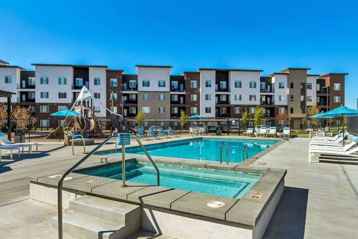 C406 at the Heights by CDH