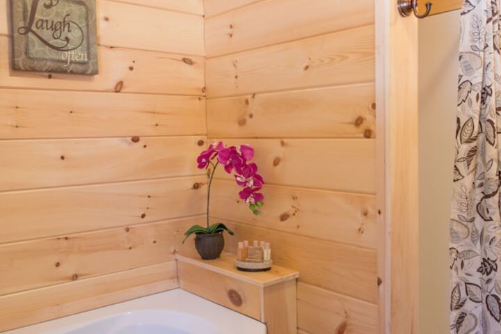 Hot Tub 57 of 67