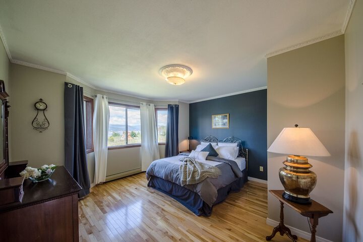 Room 30 of 59