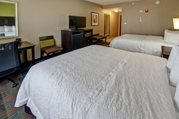 Hampton Inn & Suites Clarksville
