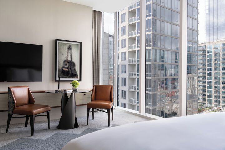 Room 26 of 38