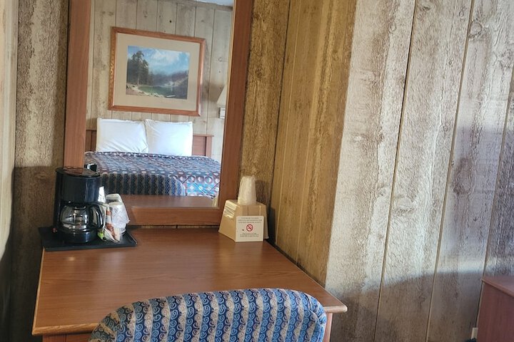 Room 13 of 51