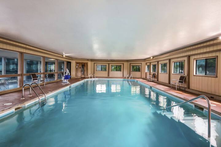 Pool 4 of 34