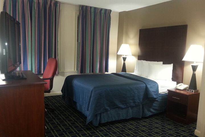 Room 13 of 15