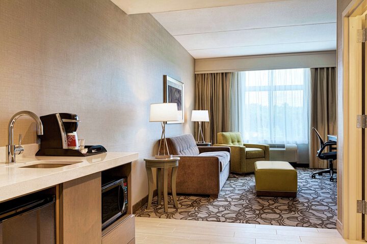 Room 20 of 33