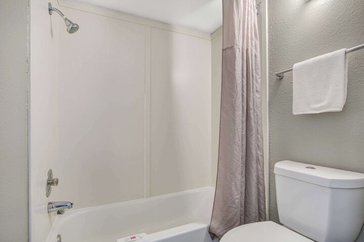 Motel 6 Lompoc CA