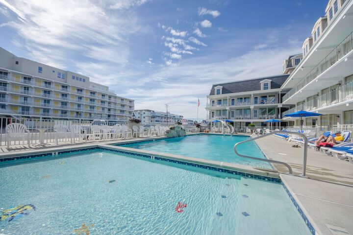 Pool 4 of 55