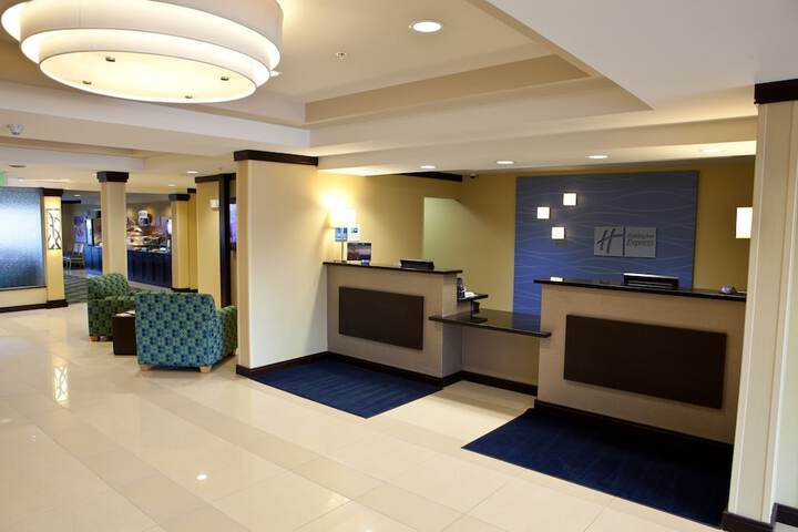 Hotel Interior 10 of 63