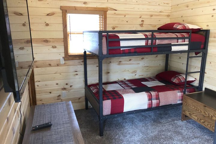 Room 145 of 259