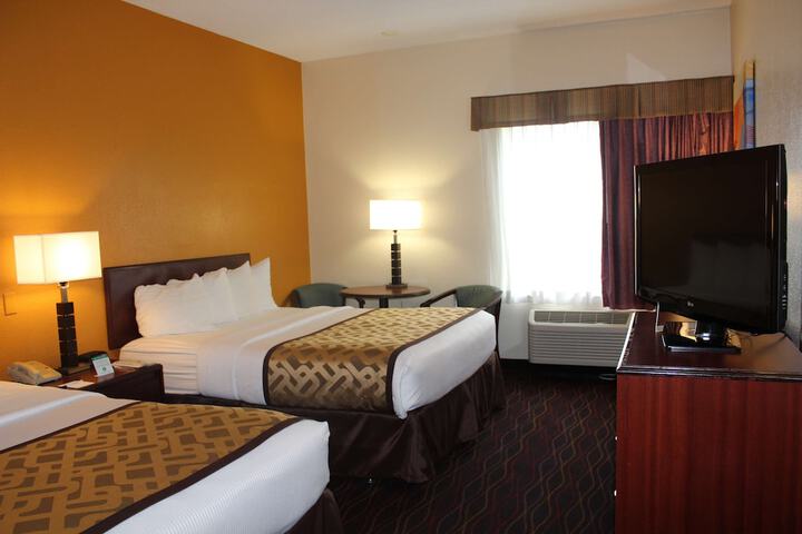 Room 8 of 15