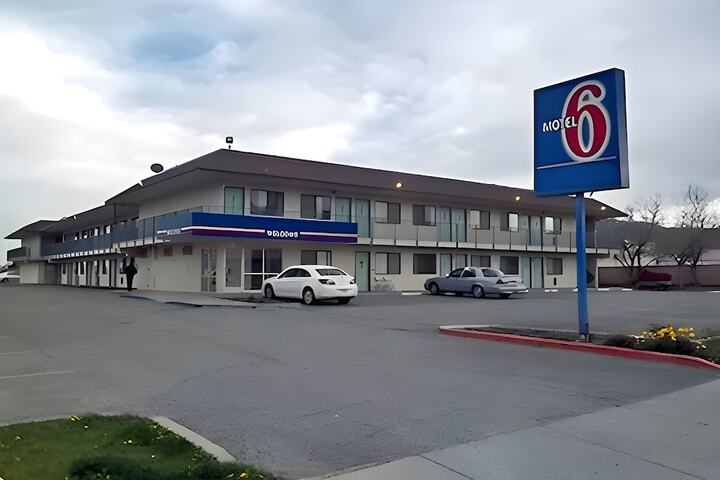 Motel 6 Ely NV