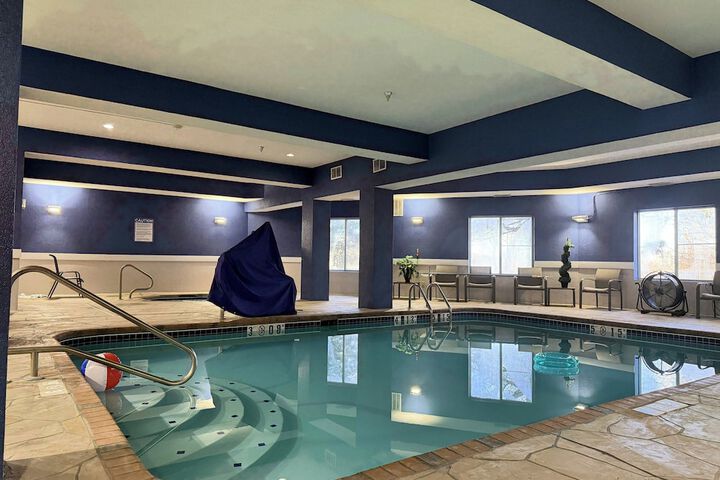 Holiday Inn Express Boonville by IHG