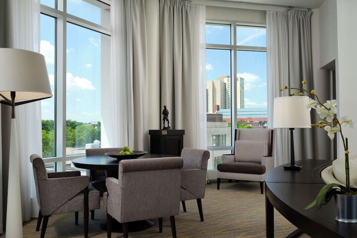 The Inn at Penn a Hilton Hotel