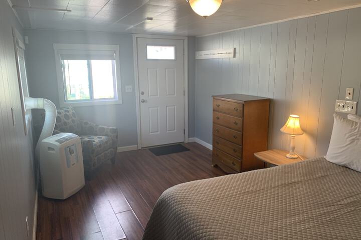 Room 30 of 48