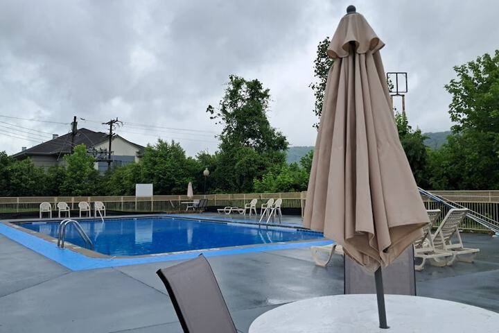 OYO Hotel Harriman near I-40