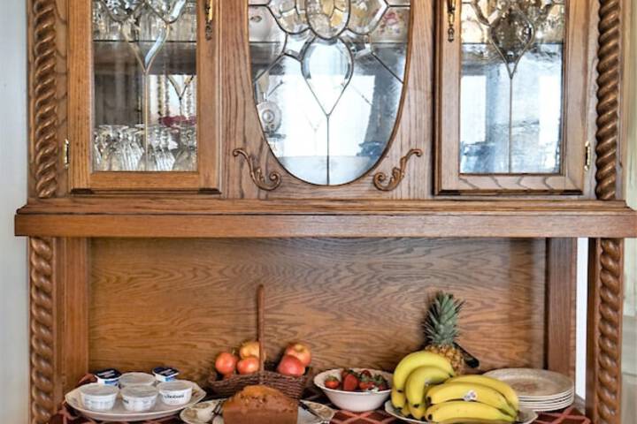 Breakfast/Coffee Service 58 of 73