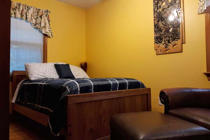 Room 27 of 50
