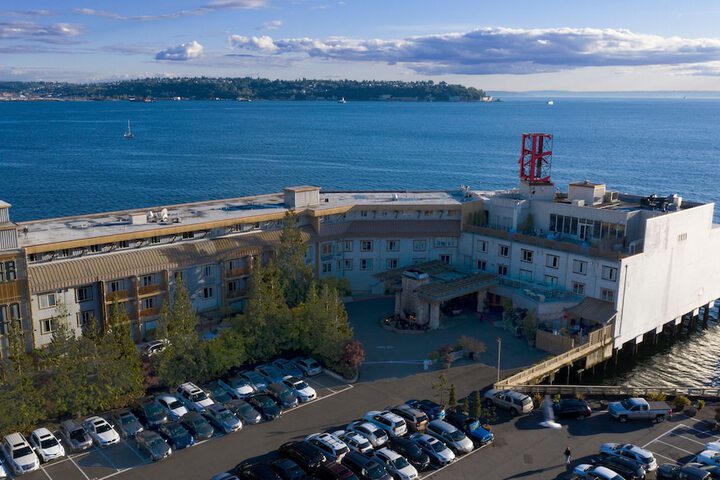 Hotel 2 of 118