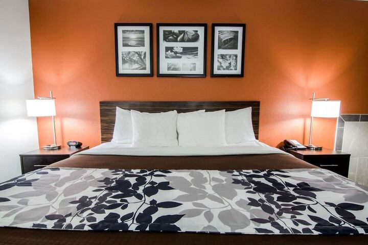 Hotel 2 of 37