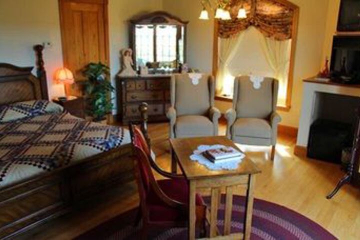The Hurst House Bed and Breakfast