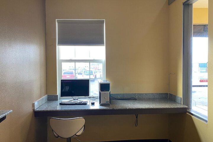 Room 18 of 19