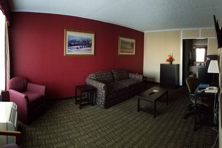 Room 12 of 36