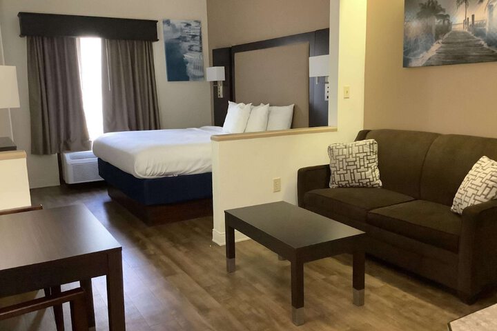Room 19 of 27