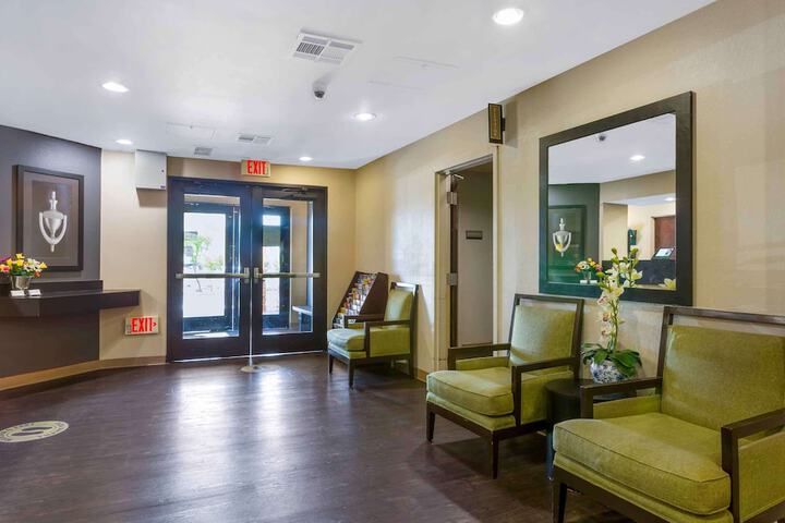 Hotel Interior 10 of 26