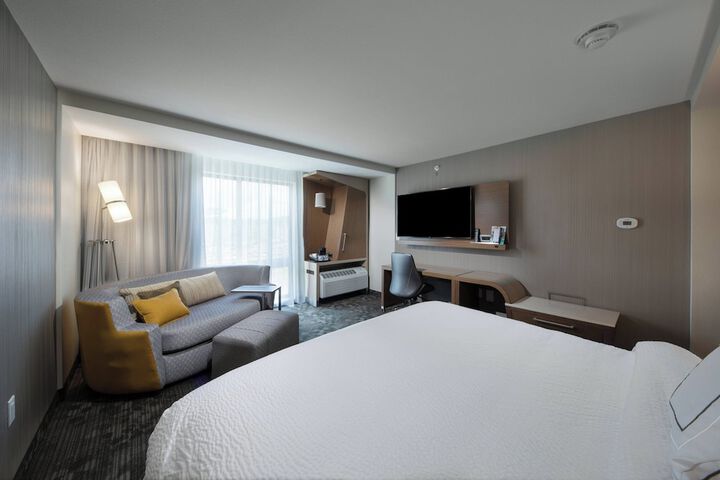 Room 17 of 32