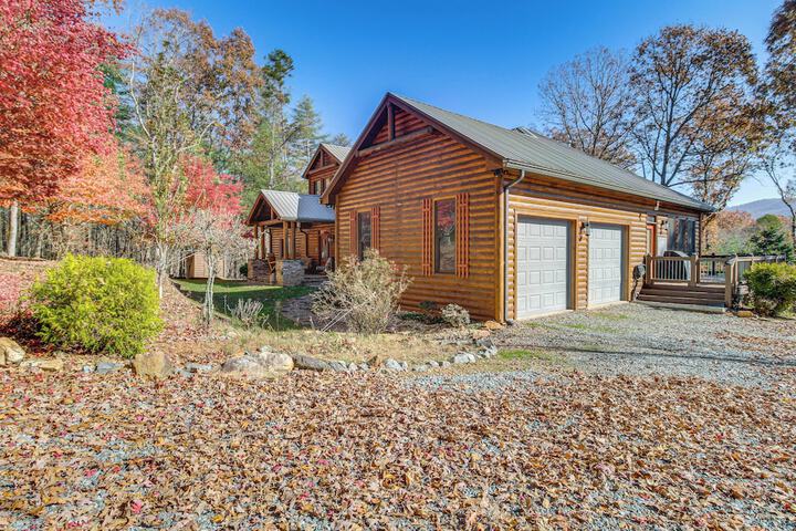 Ellijay Cabin Rental w / Hot Tub + Mountain Views!