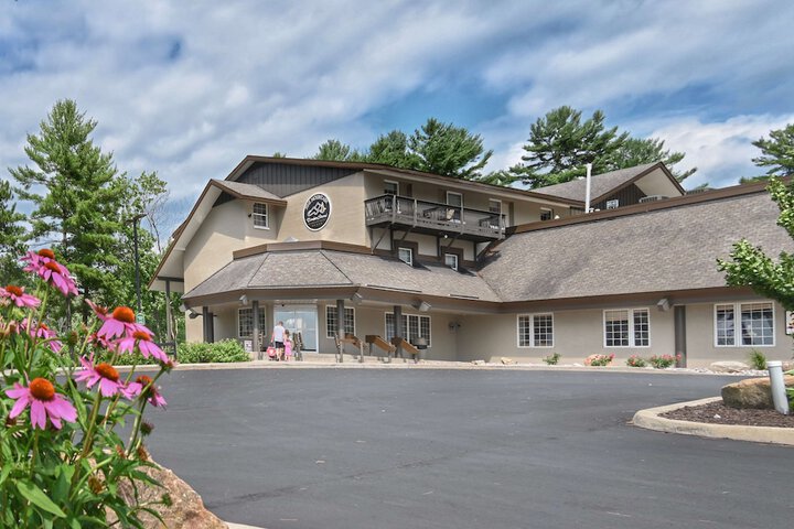 Pine Mountain Ski & Golf Resort