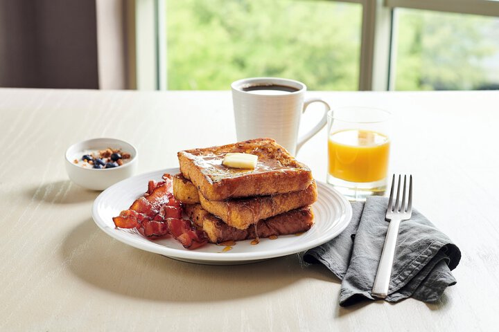 Breakfast/Coffee Service 93 of 117
