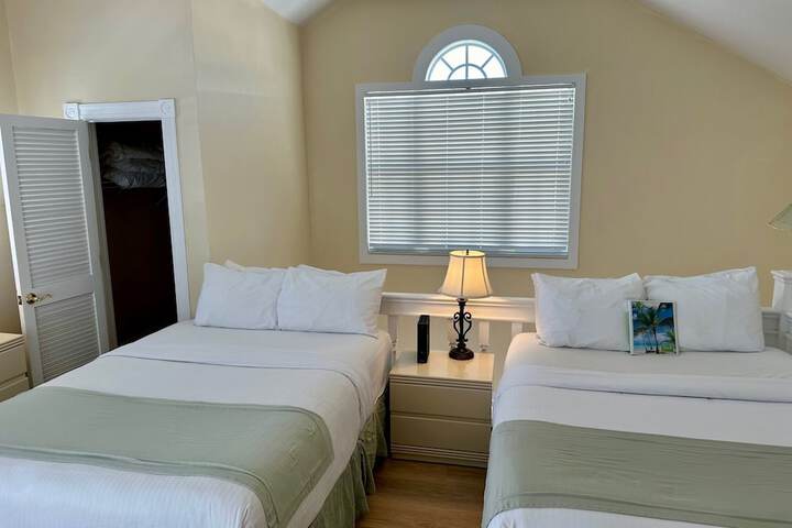 Room 187 of 259