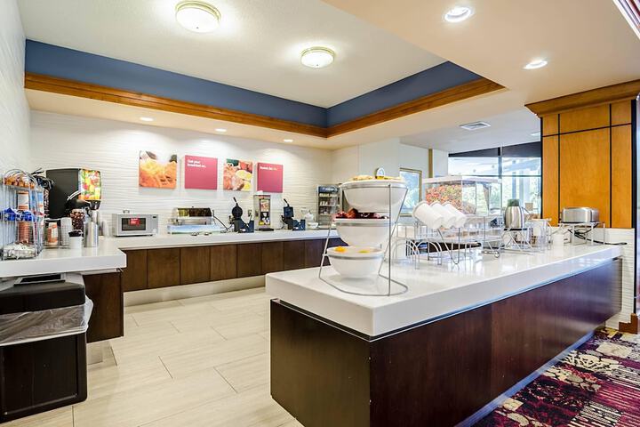Comfort Suites Innsbrook - Short Pump