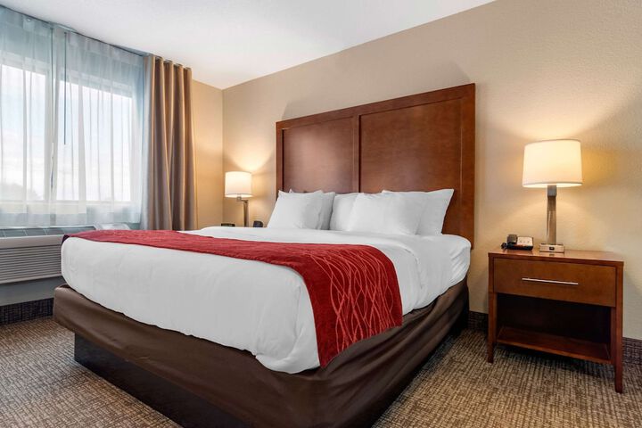Comfort Inn & Suites South Hill I-85