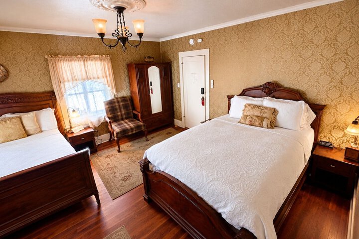 Glen Morey Country House B & B Inn