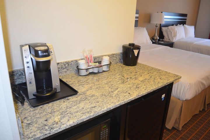 Holiday Inn Express & Suites Golden - Denver Area by IHG