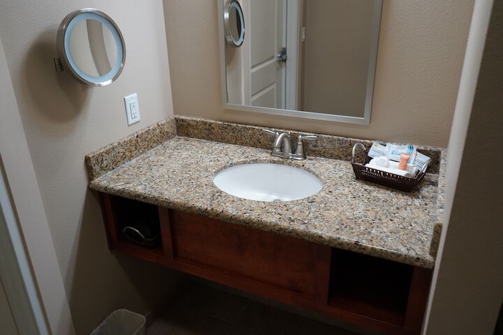 Room 20 of 52