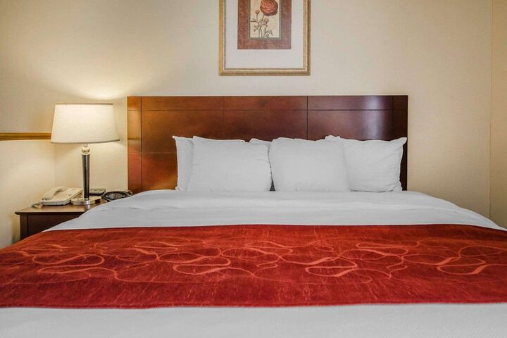 Quality Suites Jeffersonville - Louisville North