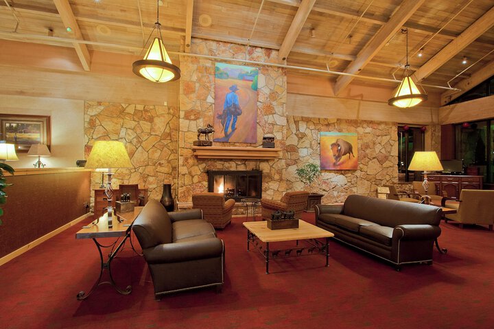 Hotel Interior 4 of 15